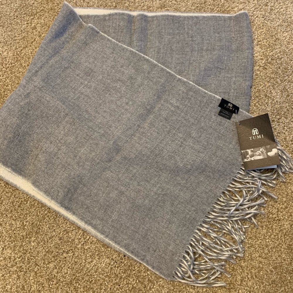 Tumi Baby Alpaca Scarf NWT